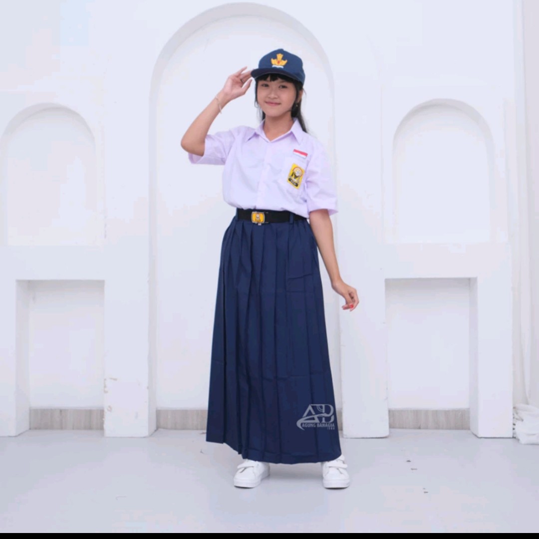 SERAGAM Putih biru utk SMP 3