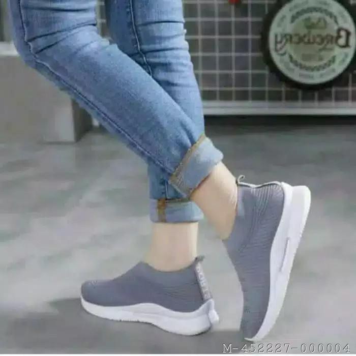 SLIP ON PEGASUS MODIS AND SYLTISH 5