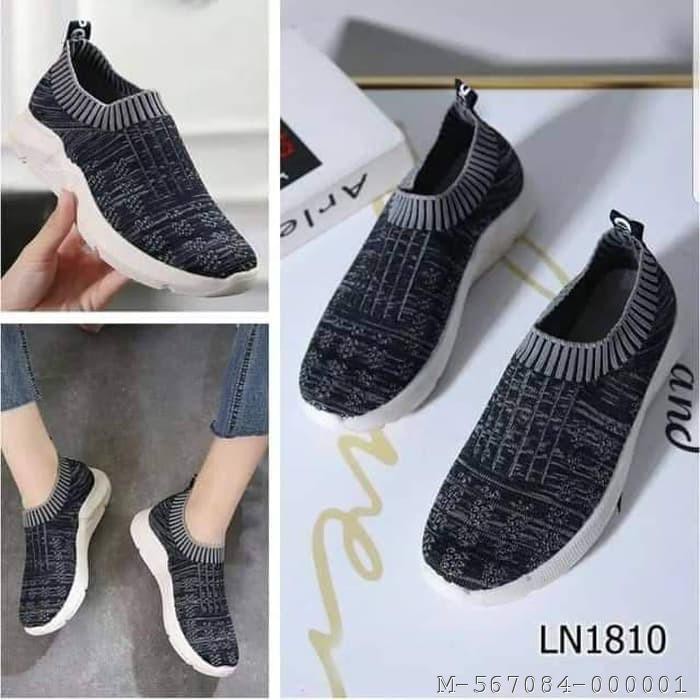 SLIP ON WANITA CARISTA