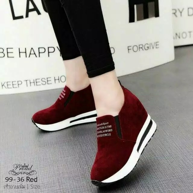 SLIPON PS MARUN DAN HITAM