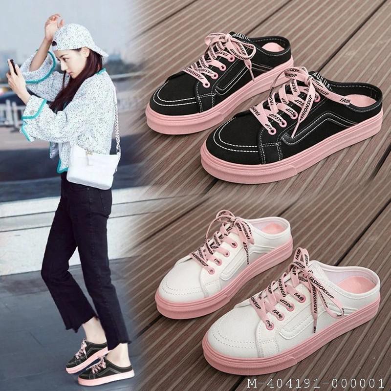 SNEAKERS WANITA CHOTA