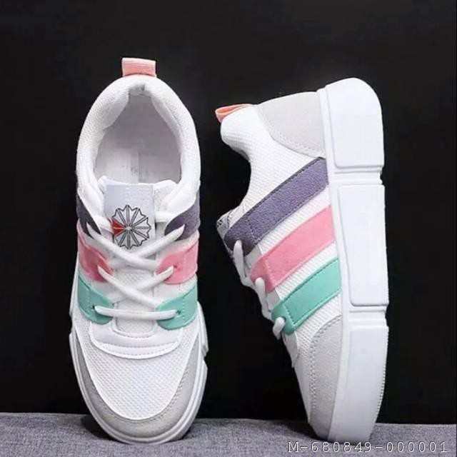 SNEAKERS WANITA FASHION LIST SINTESIS