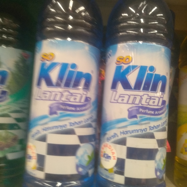 SO KLIN LANTAI NETTO 900 ML