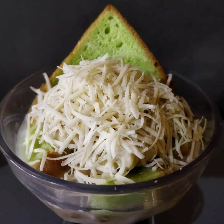 SOP DURIAN ROTI PANDAN