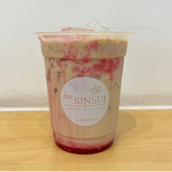 Sakura Shaken Latte