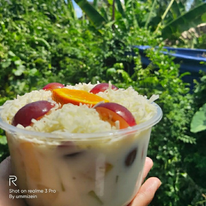 Salad Buah 300 Ml Saos Mayo Melon