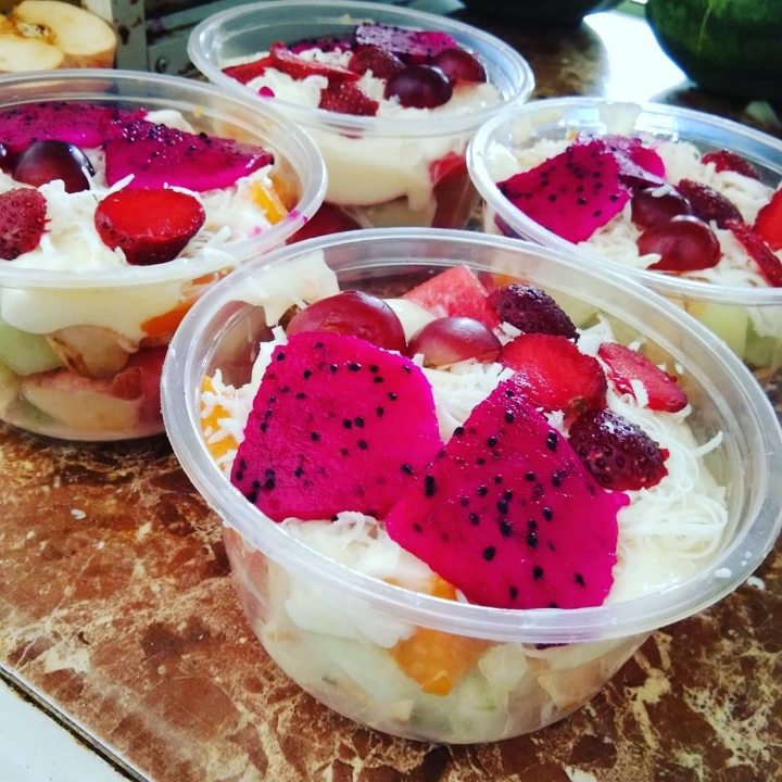 Salad Buah 450 ml