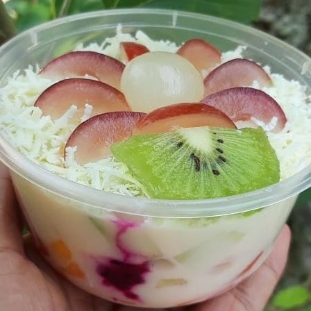 Salad Buah Keju Medium