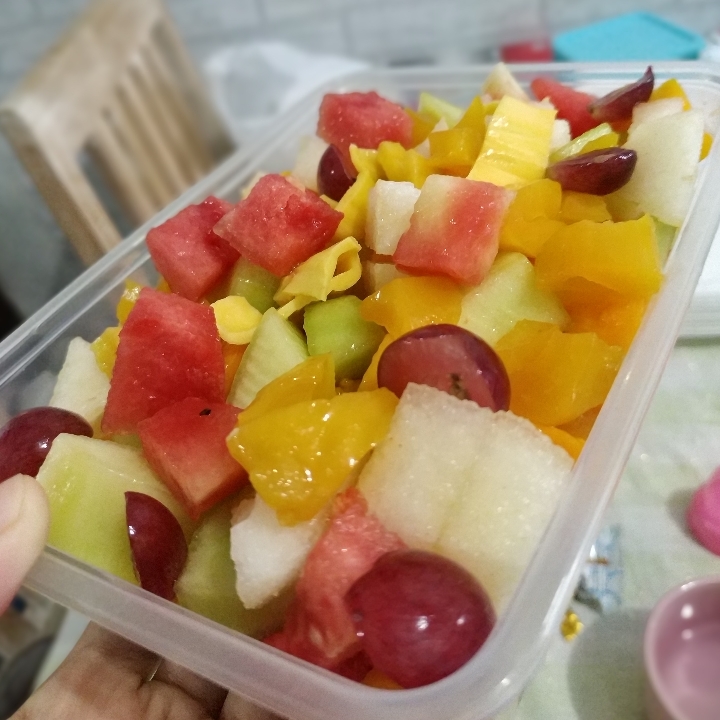 Salad Buah Versi Jumbo