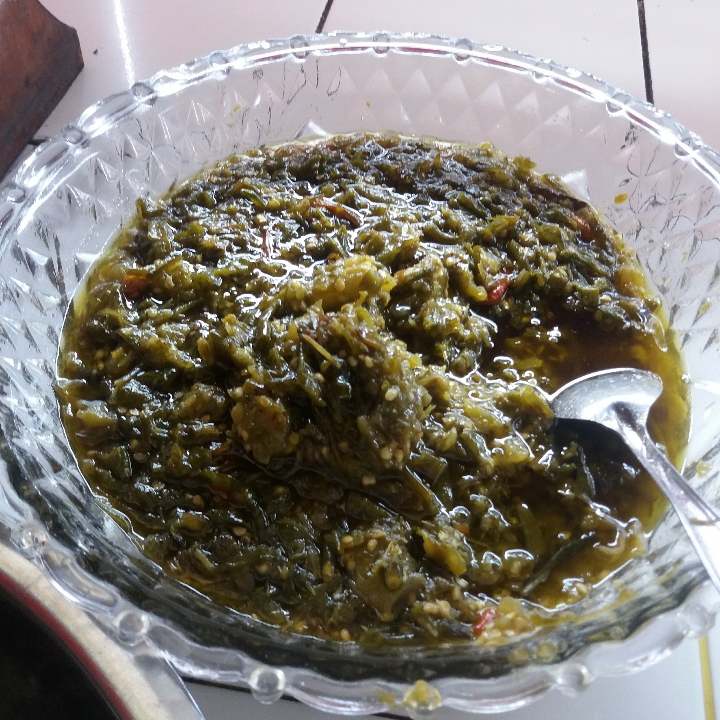 Sambal ijo  Daun Singkong