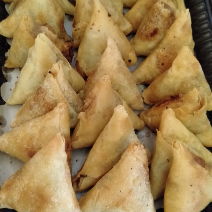 Samosa Chicken Curry 