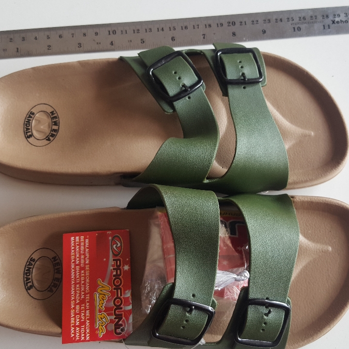 Sandal New Era Ban 2 