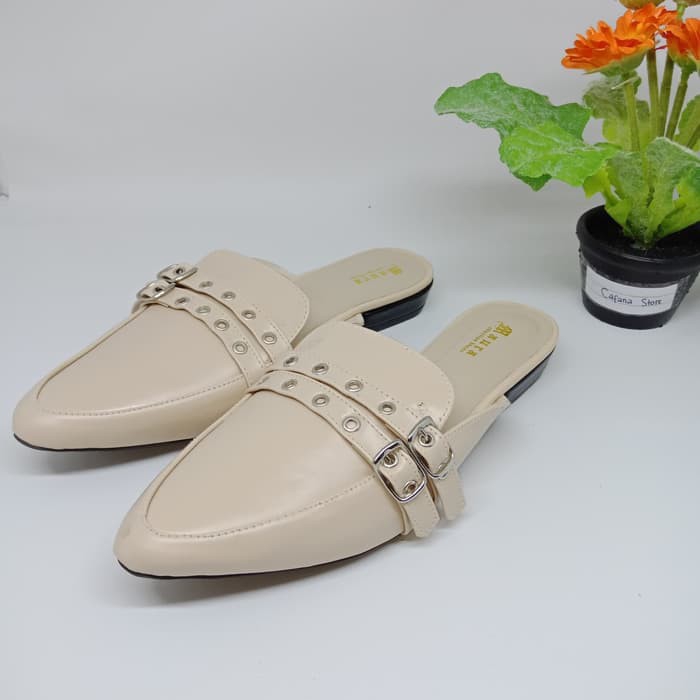 Sandal Slop Wanita Gesper Cream 3