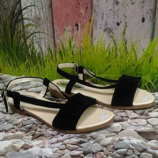 Sandal Wanita Flat Pita 3