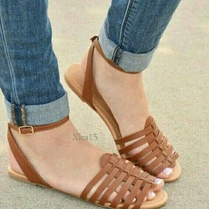 Sandal Wanita Kronyo 06HM Coklat