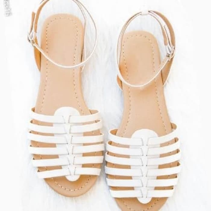 Sandal Wanita Kronyo 06HM Putih