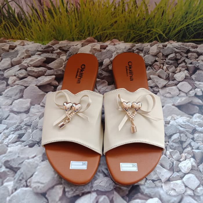 Sandal Wanita Slop Pita - Cream