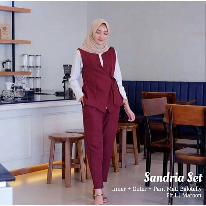 Sandria Set Maroon