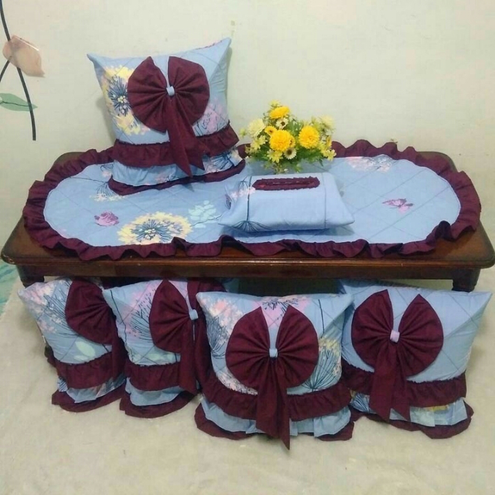 Sarung Bantal Sofa Tamu Set Bunga Biru Magenta