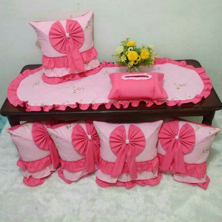 Sarung Bantal Sofa Tamu Set Rumbai Tumpuk Bunga Pink