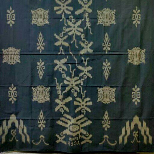 Sarung Pintu Aceh