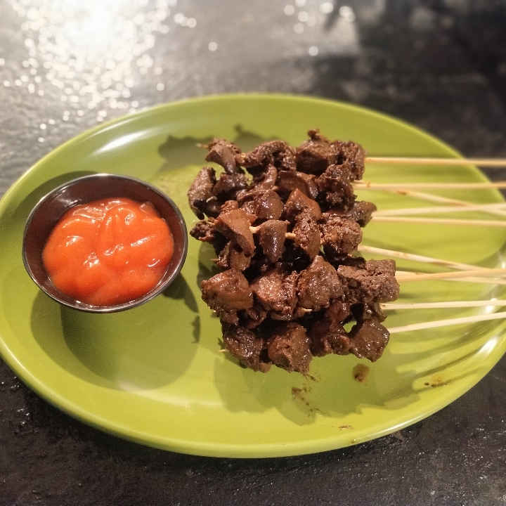 Sate Ati Ampela Per Tusuk