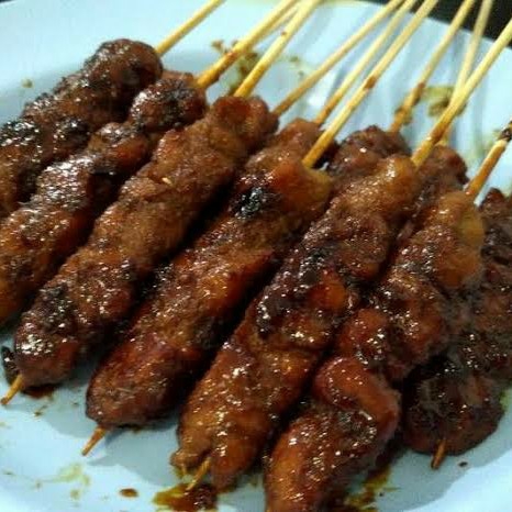 Sate Ayam Lontong