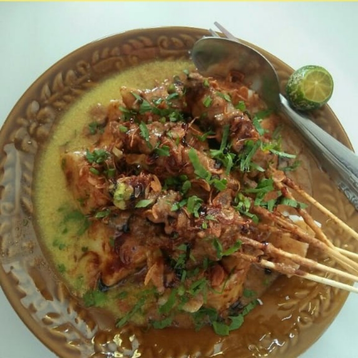 Sate Ayam Porsi Penuh