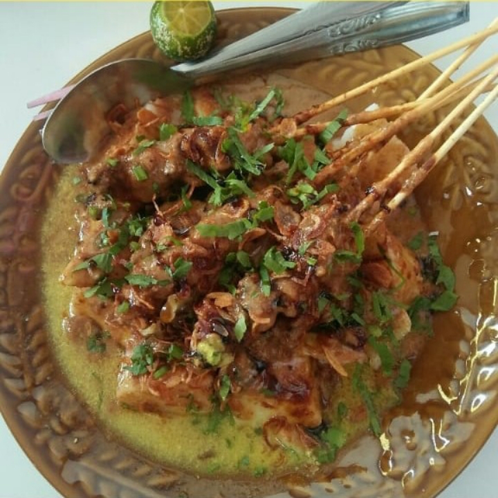 Sate Ayam Porsi Sedang