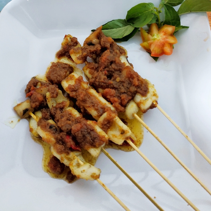 Sate Cumi