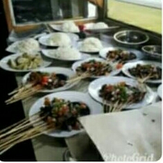 Sate Kambing Plus Nasi