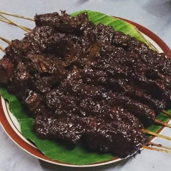Sate Kerbau Plus Nasi