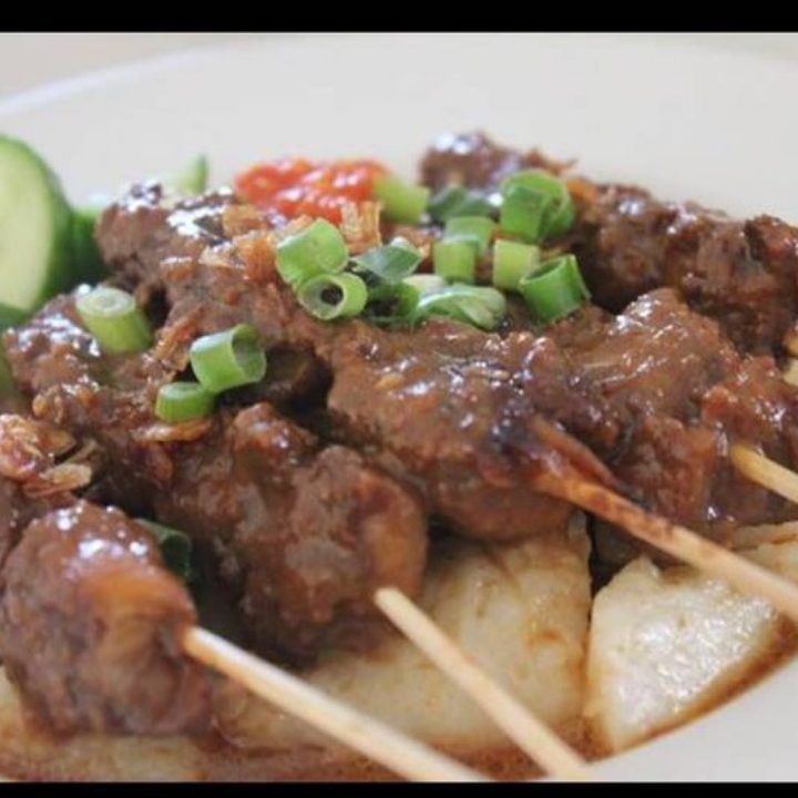 Sate Lontong Ayam
