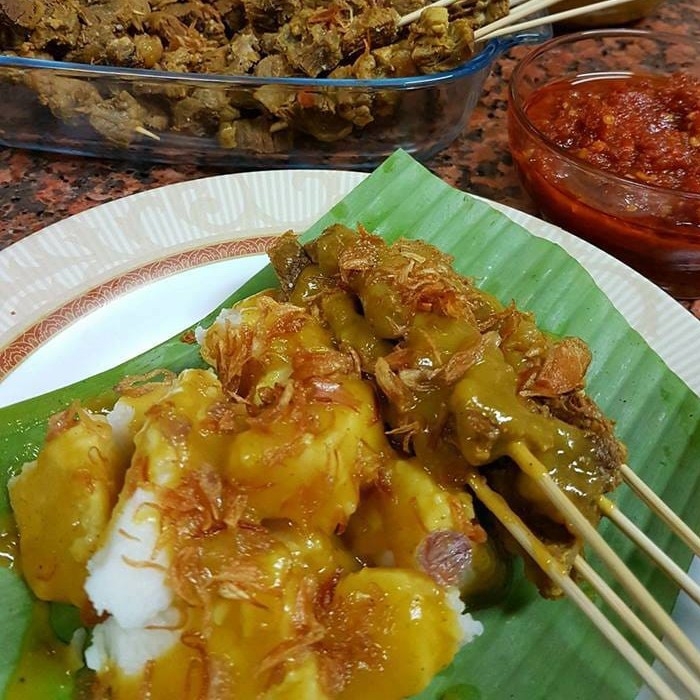 Sate Padang Bumbu Kacang