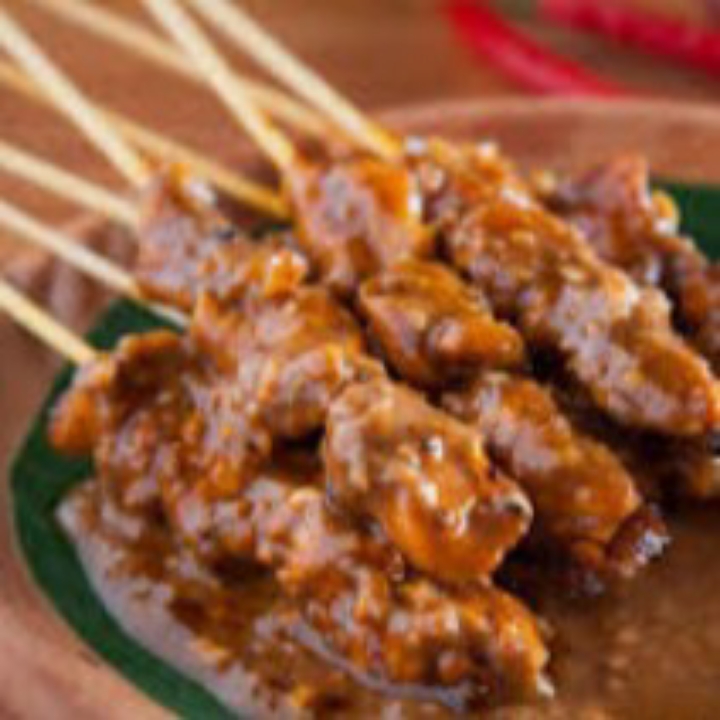 Sate Sapi Bumbu Kacang