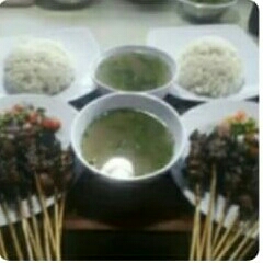 Sate Sapi Plus Nasi 