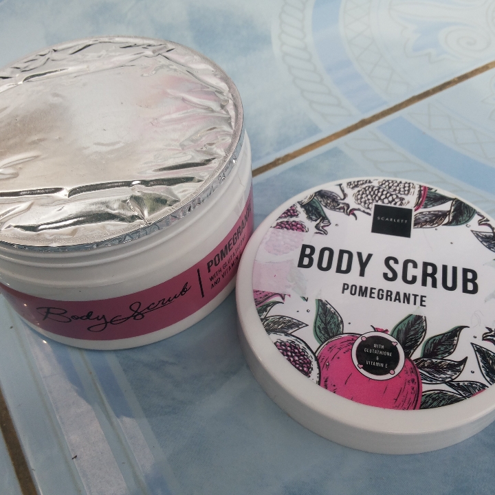 Scarlett Body Scrub