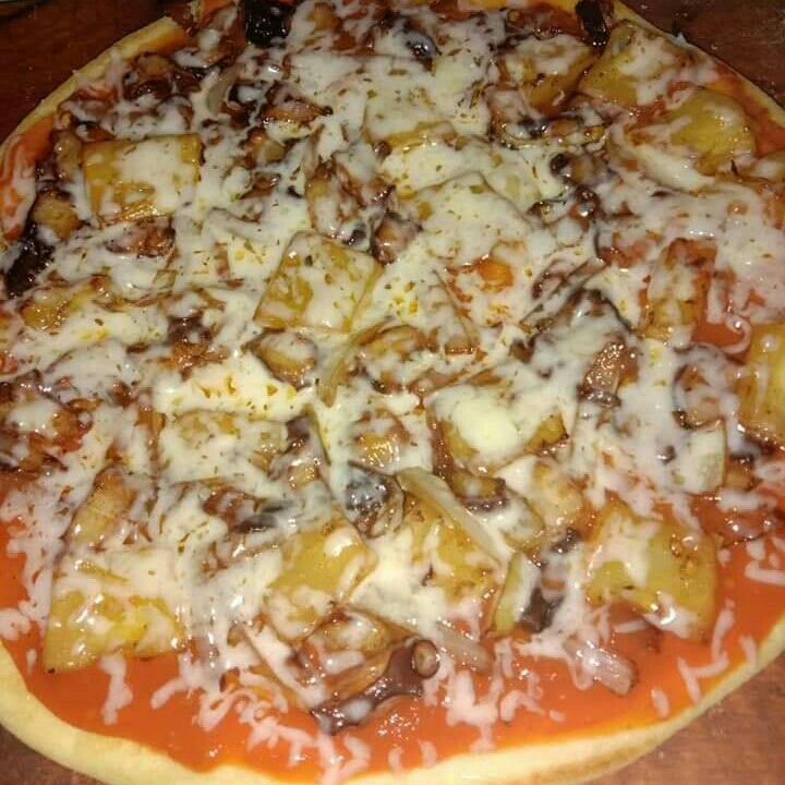Seafood Pizza