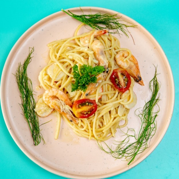 Seafood Spaghetti With Cream Sauce