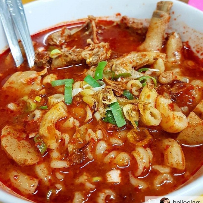 Seblak Ceker Pedas Asam Manis