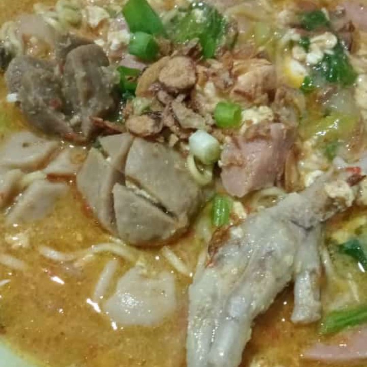 Seblak Full Topping