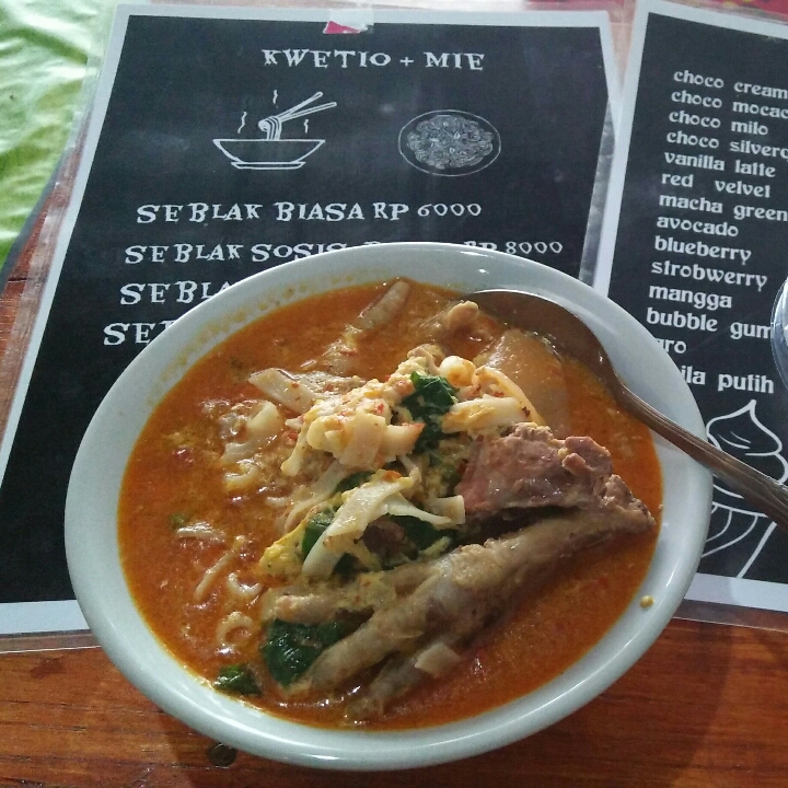 Seblak Komplit