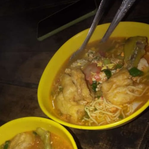 Seblak Sayap Ceker Bakso