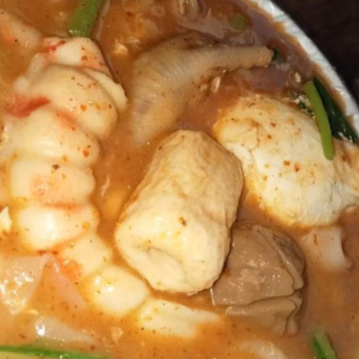 Seblak Seafood Ceker Telur Utuh