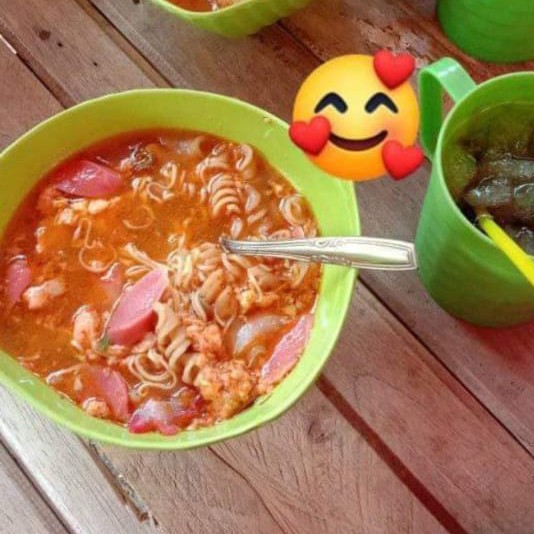 Seblak Sosis