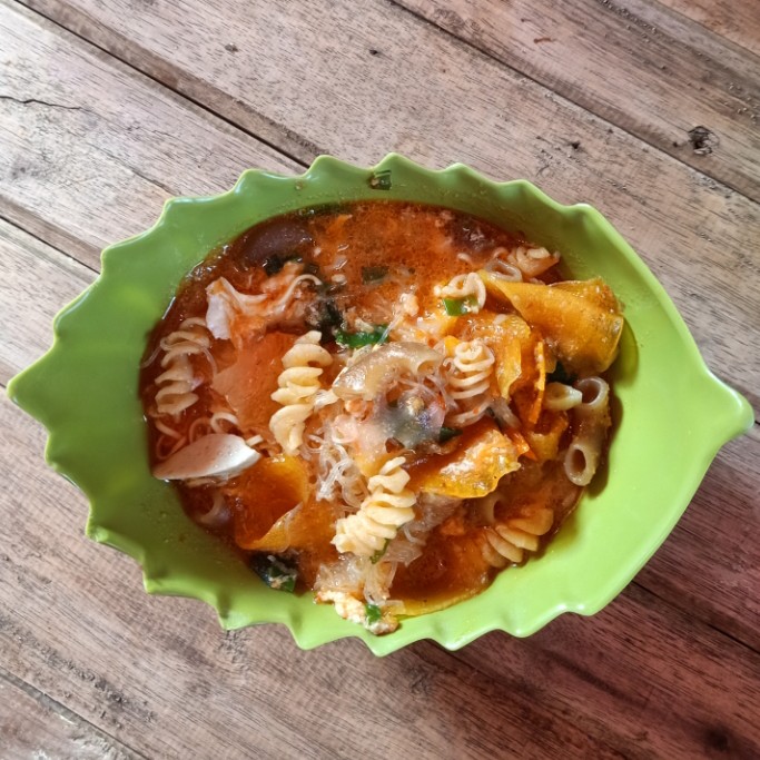 Seblak Telur Bakso