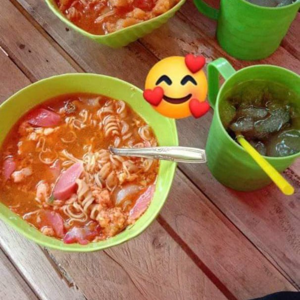 Seblak Telur Bakso Sosis