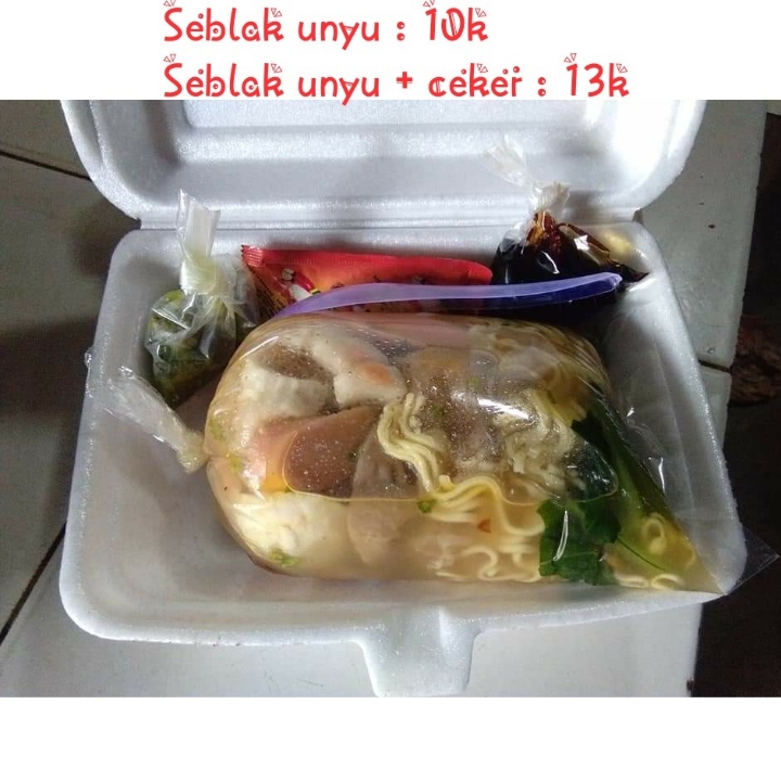 Seblak Unyu Plus Ceker
