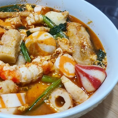 Seblak telor seafood