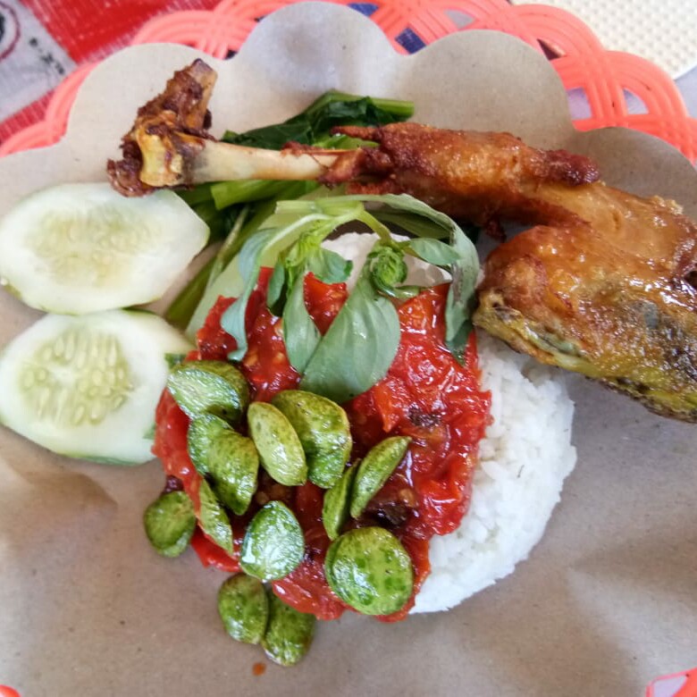 Segi Sambel Ayam Kampung